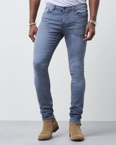 Till herr från BLK DNM, en grå blandade jeans.