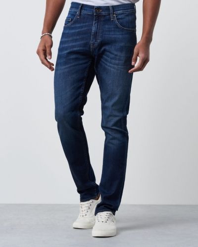 Blandade jeans Pistolero Done från Tiger of Sweden Jeans