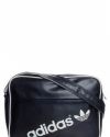 Adidas Originals Airline axelremsväska. Väskorna håller hög kvalitet.