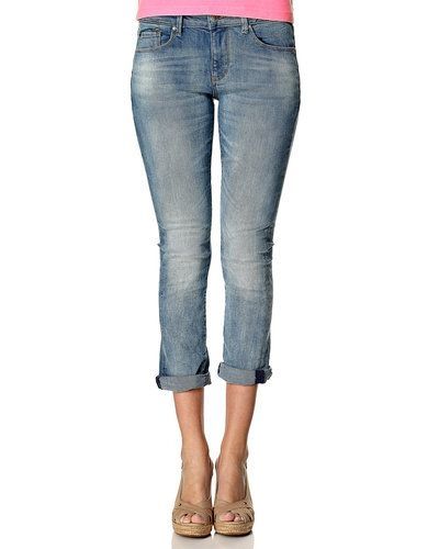 Till dam från Esprit, en blå 3/4 jeans.