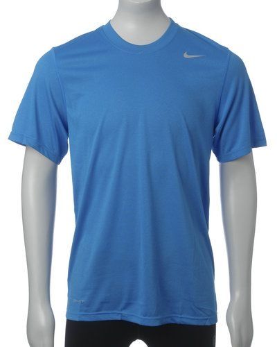 Nike Nike Ess. Dry-fit Legend T-Shirt. Traningstrojor håller hög kvalitet.