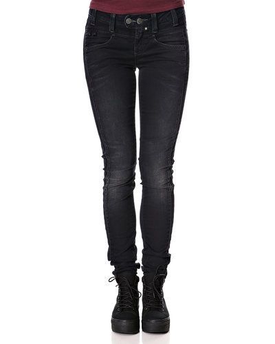 Till dam från Object, en svart blandade jeans.