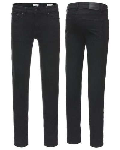 Till herr från Only & Sons, en svart slim fit jeans.