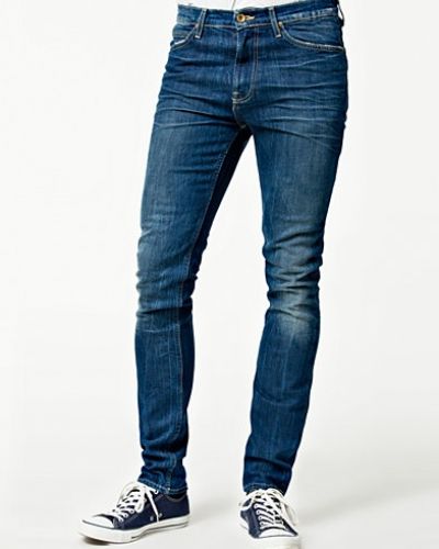 Till herr från Lee Jeans, en slim fit jeans.