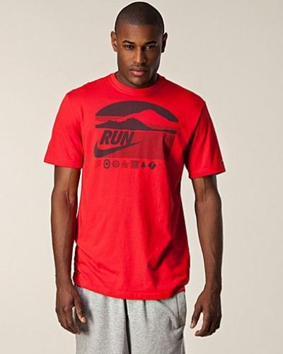 Nike Mash Up Tee från Nike, Kortärmade träningströjor