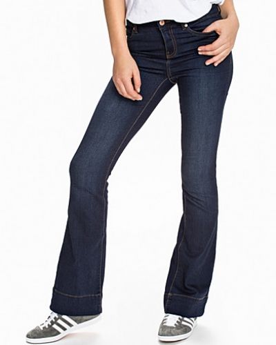Blå bootcut jeans från Noisy May till tjejer.