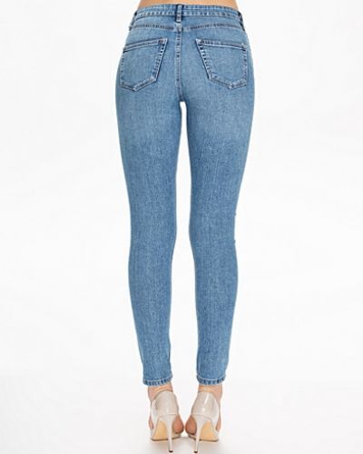 Blå slim fit jeans från Miss Selfridge till dam.