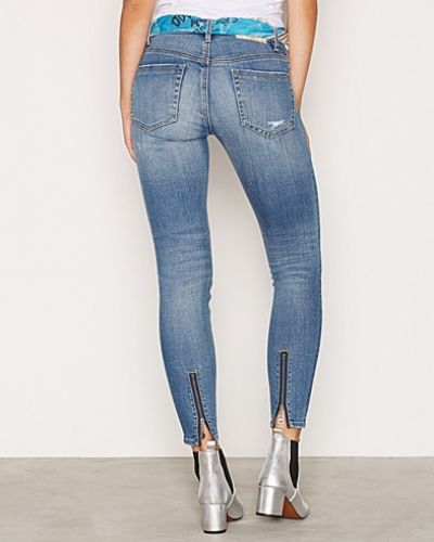 Blå slim fit jeans från Odd Molly
